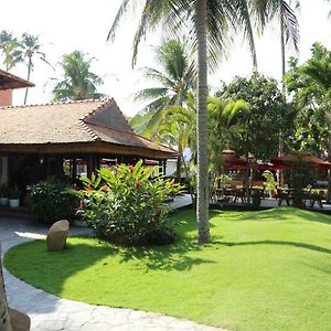 Sunshine Beach Resort